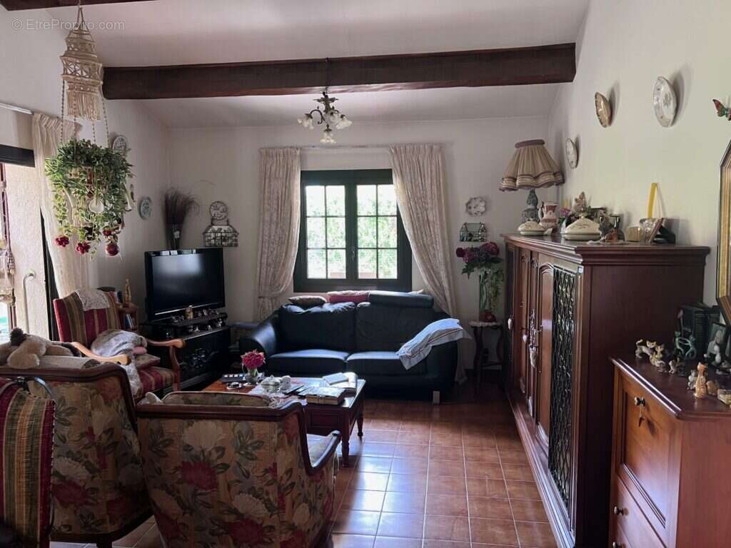 Maison à CASTRIES