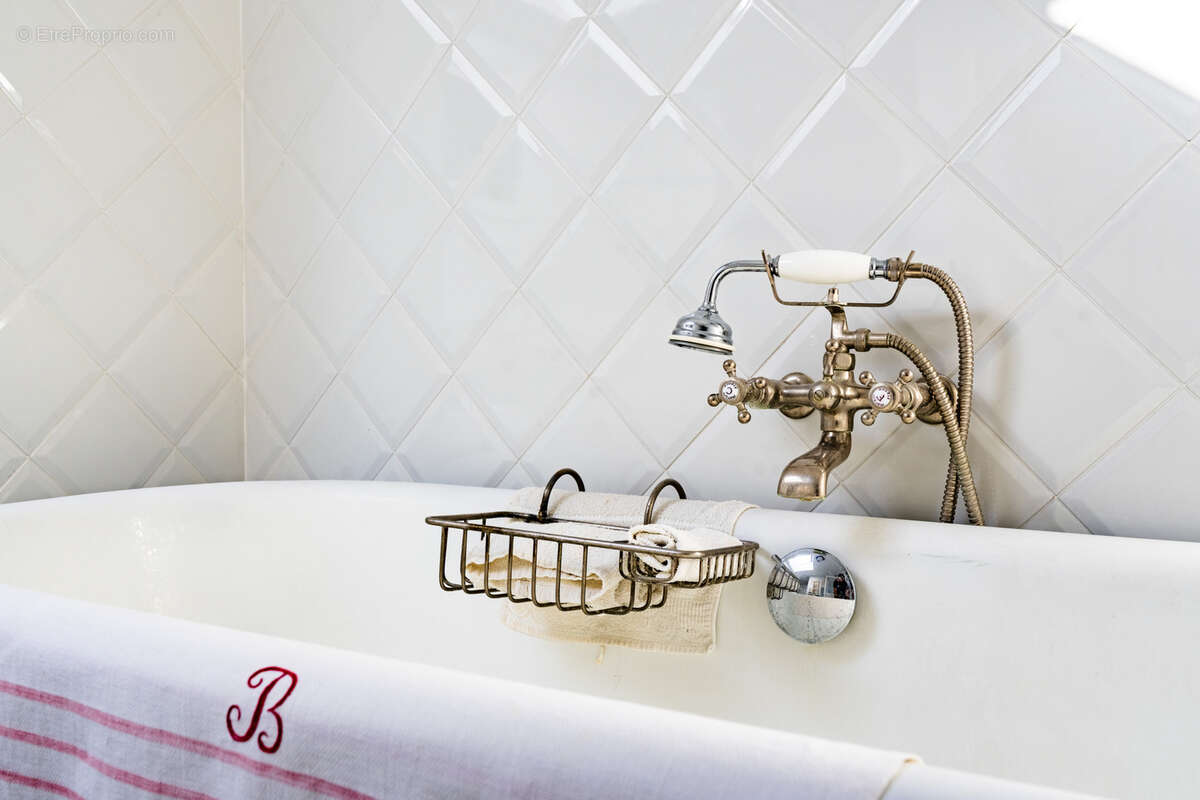 Maison à MAUZE-SUR-LE-MIGNON