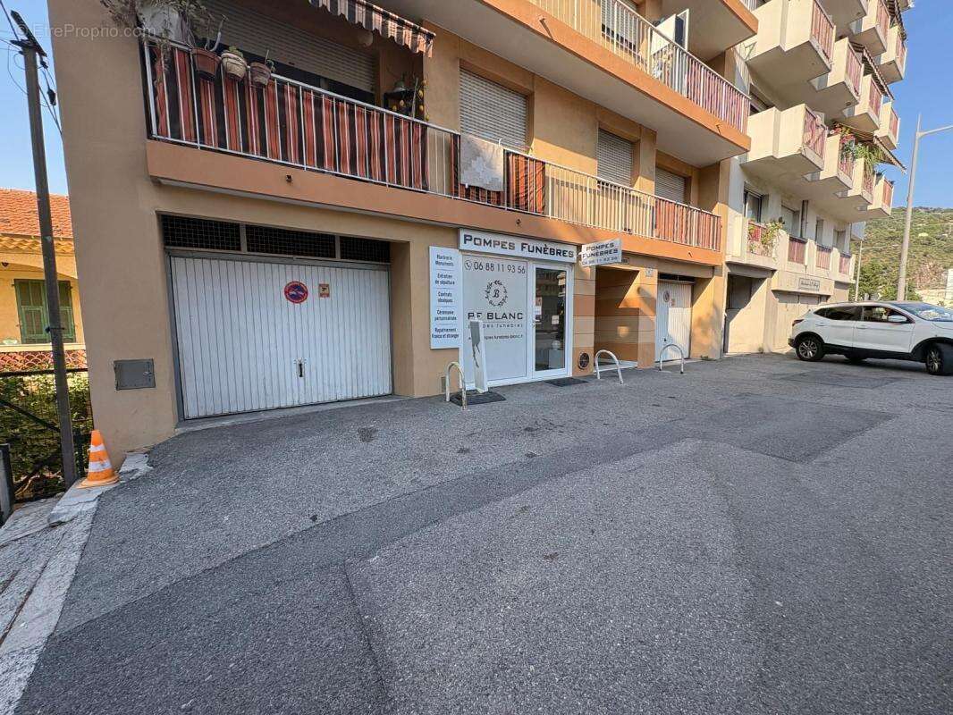 Box à vendre - quartier pasteur - photo 2