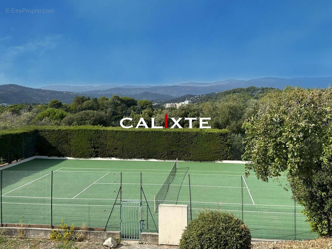 Appartement à LE CANNET