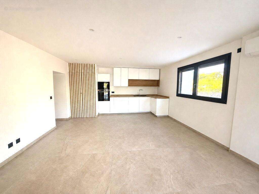 Appartement à LA BIOLLE