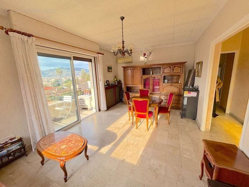 Appartement à vendre 5 pièces CANNES (06) - photo 4