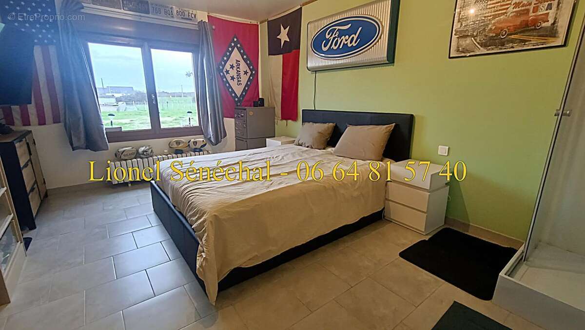 Maison à SAVIGNE-L'EVEQUE