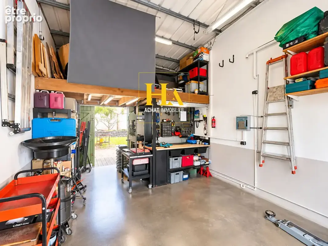 Maison Etang-Salé les hauts - 137m²  6 pièces - photo 17