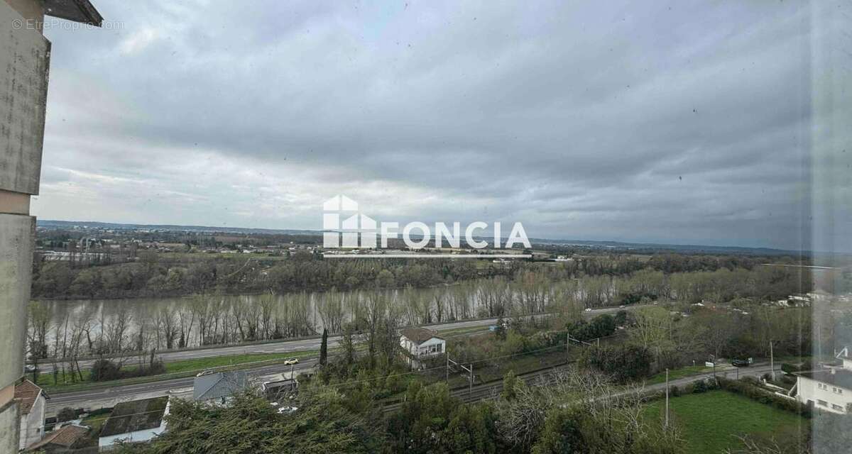 Appartement à COLAYRAC-SAINT-CIRQ