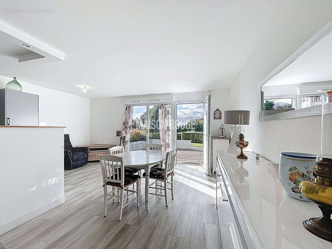 Appartement à PLESTIN-LES-GREVES