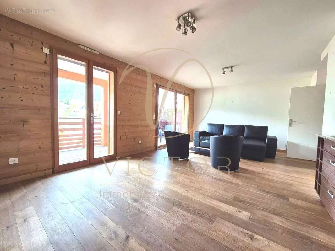 Appartement à SAINT-ETIENNE-DE-TINEE
