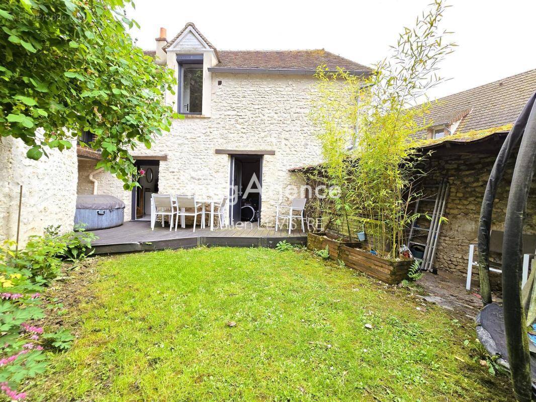 Maison à DOURDAN