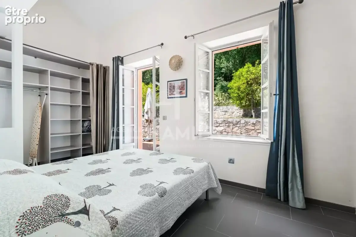 Propriété dException à Biot : Deux Villas Idéales pour Chambres - photo 8