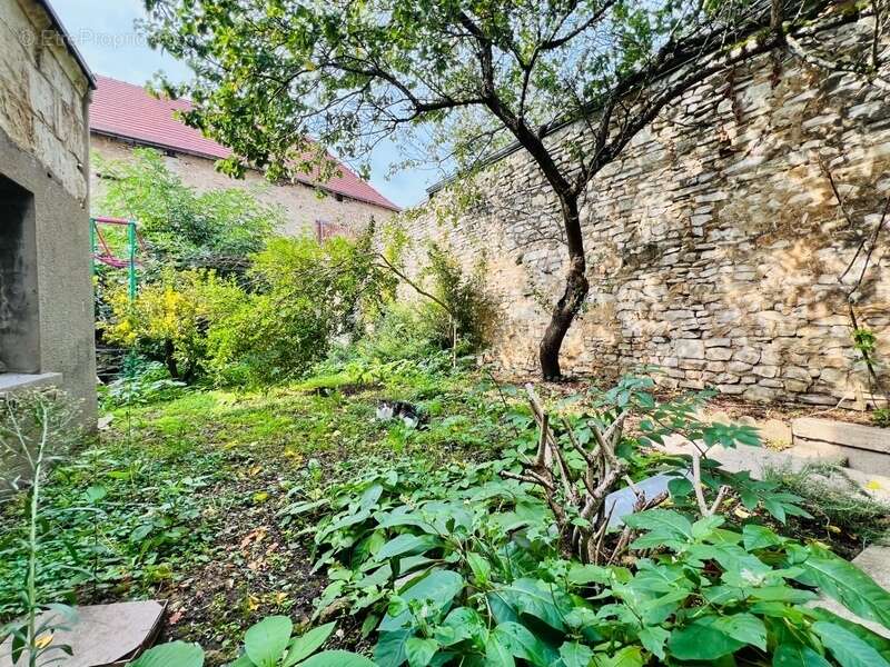 Maison à CHATELLERAULT