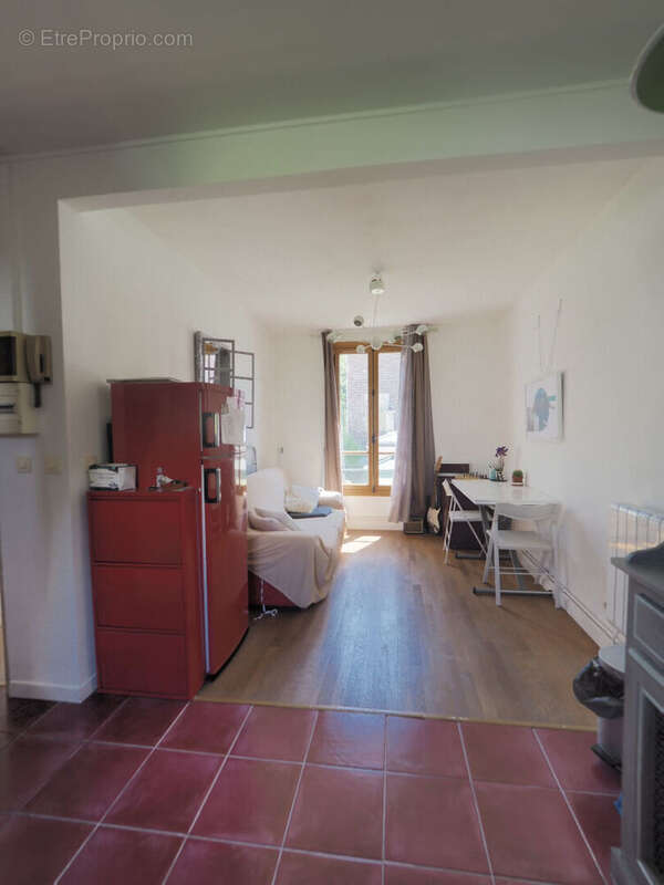 Appartement à PARIS-20E