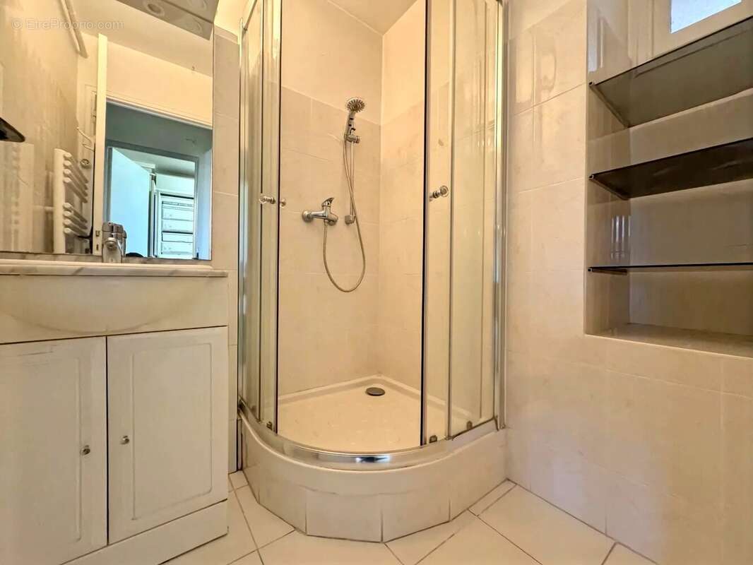 Appartement à MARSEILLE-9E