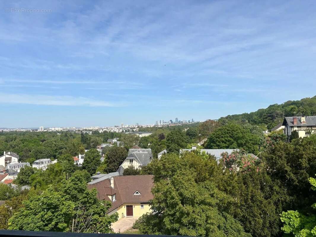 Appartement à BOUGIVAL