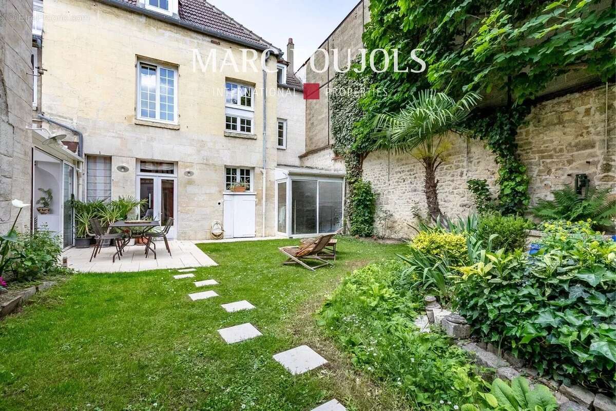 Maison à COMPIEGNE