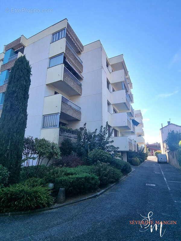 Appartement 84 m² à Romans-Sur-Isere  - photo 9