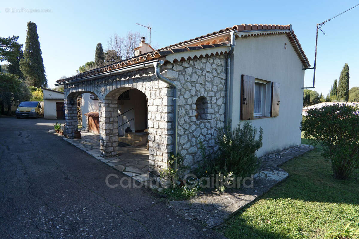 Maison à PEYMEINADE