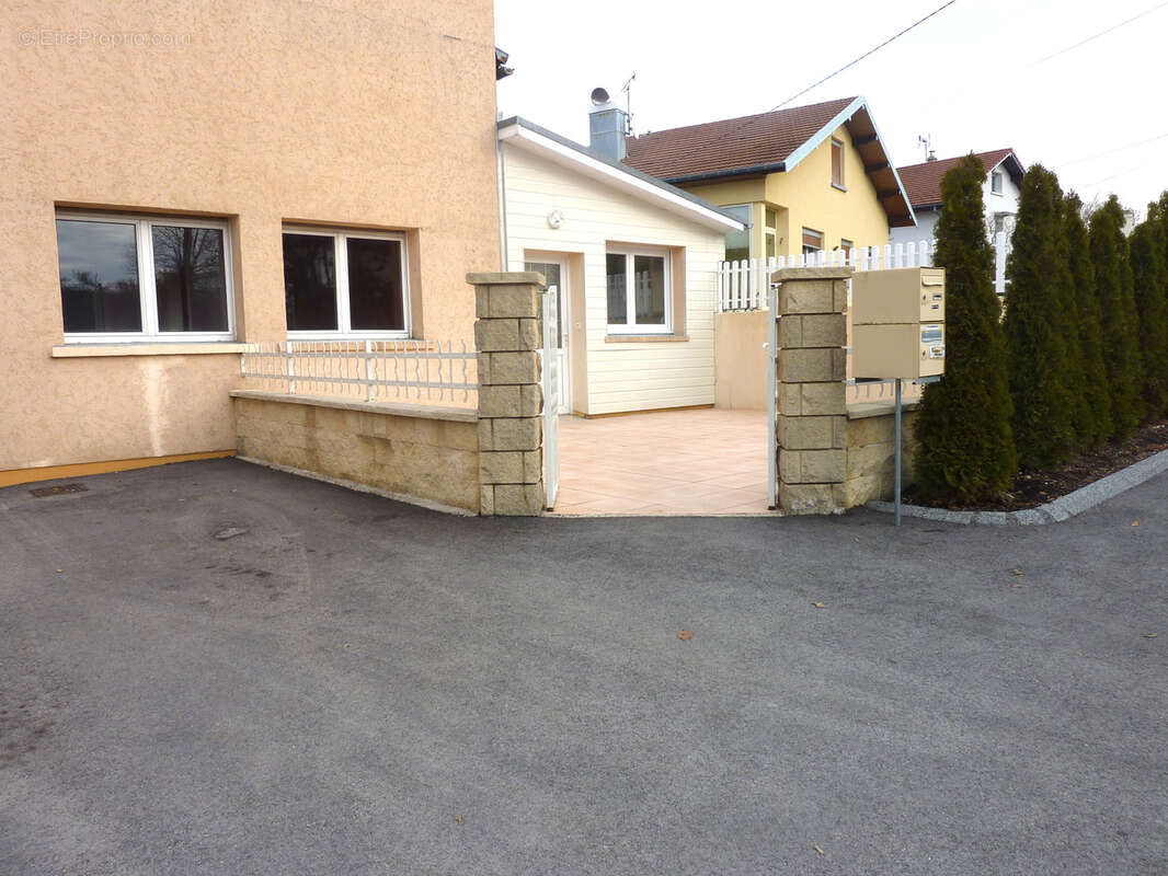 Appartement à ETALANS