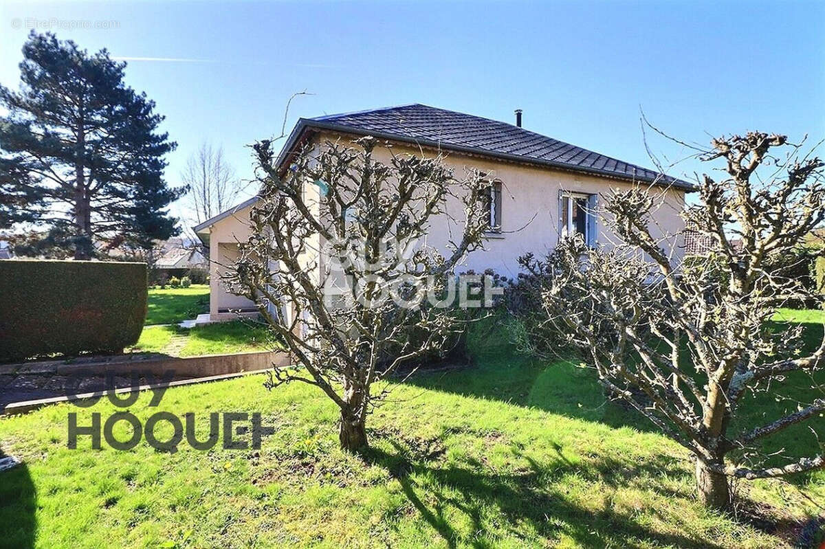 Maison à BERNAY
