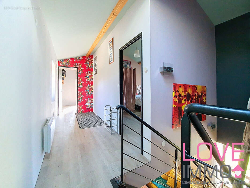 Maison à LA TOUR-DU-PIN