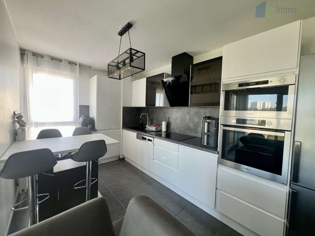 Appartement à VENISSIEUX