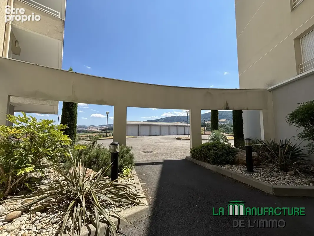 Appartement saint jean bonnefonds - t3 en rez de jardin de 72,11m2 avec terrasse et jardin - photo 24