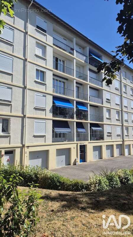 Appartement 69 m² à Limoges  - photo 2