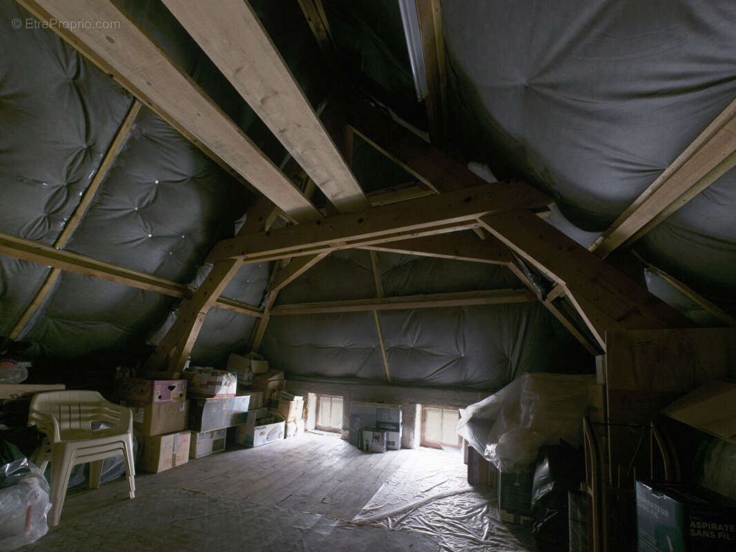 Maison à SAINT-MYON