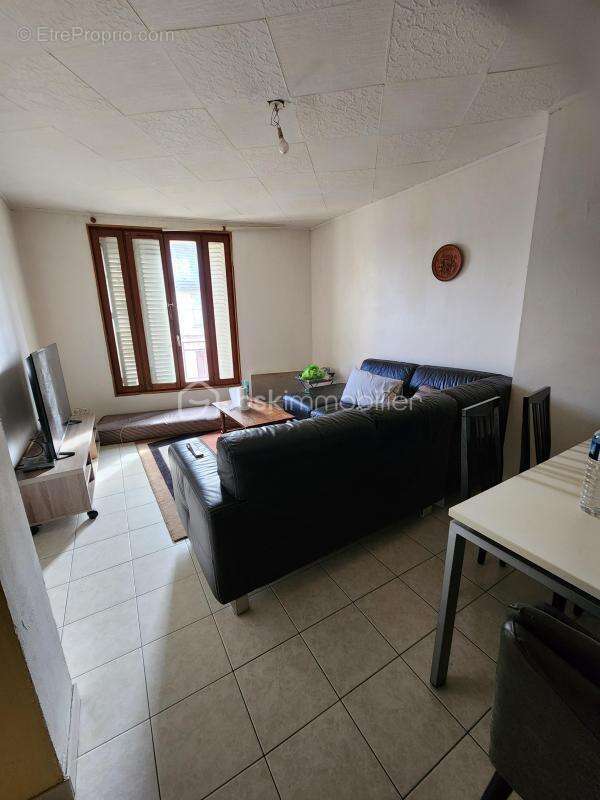 Appartement à MIGENNES