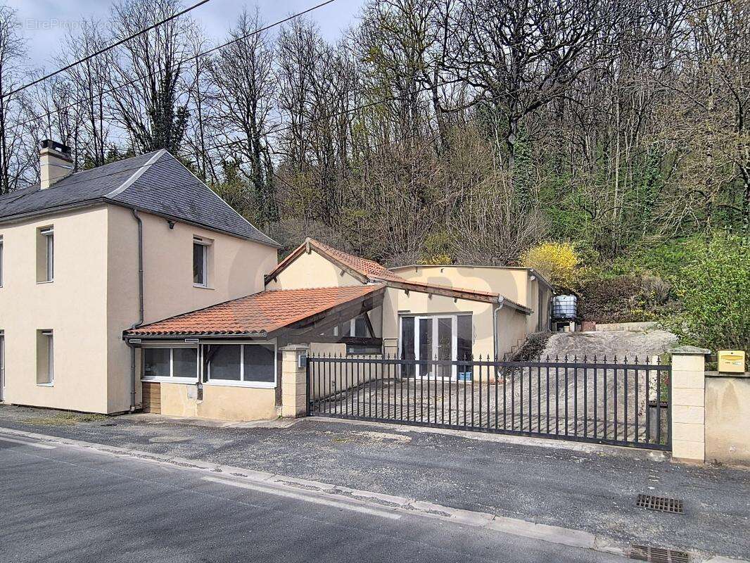 Maison à LE LARDIN-SAINT-LAZARE