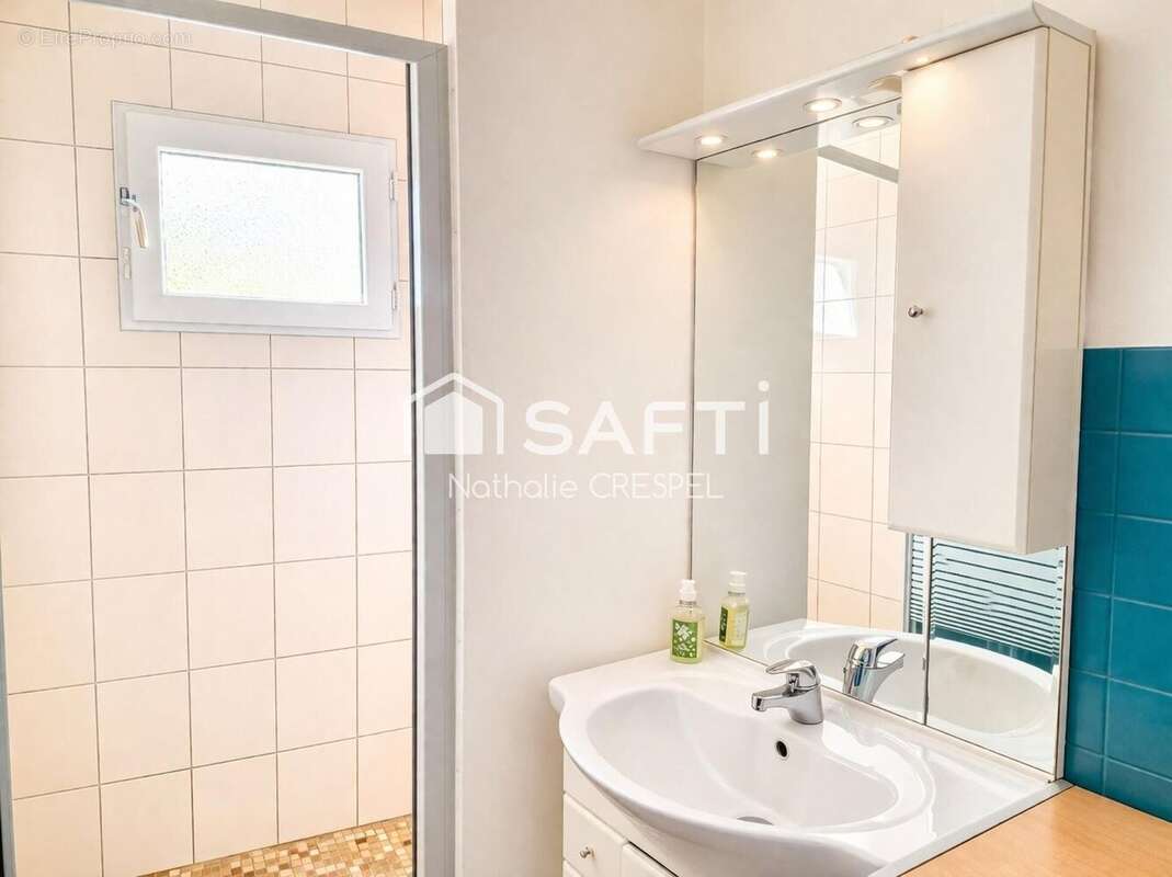 Photo 9 - Maison à AMBRIERES-LES-VALLEES