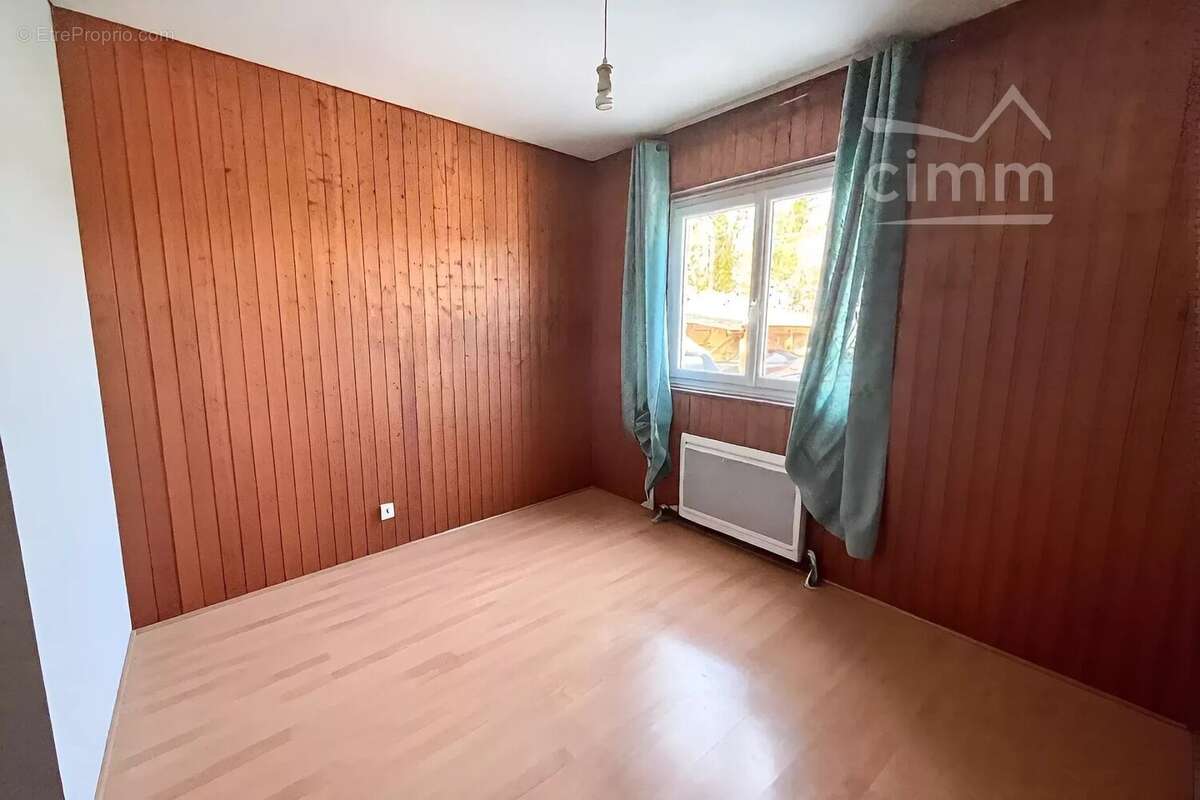 Maison à LA TERRASSE