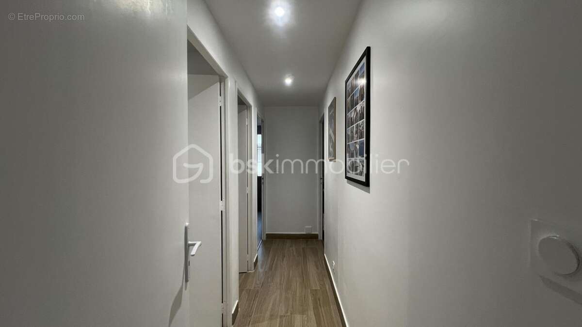 Appartement entièrement renové de 85.5m² - photo 9
