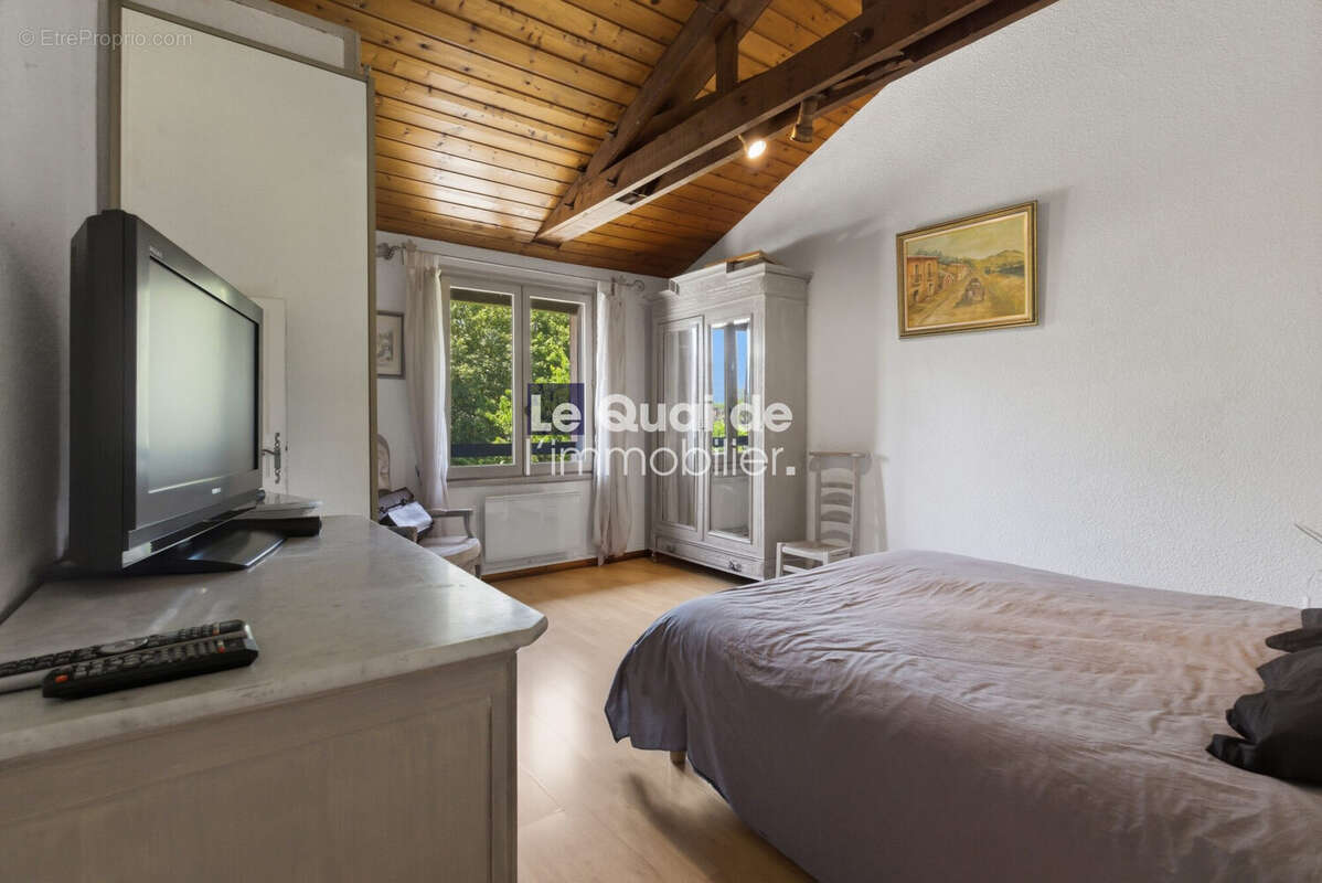 Maison à FONTANIL-CORNILLON