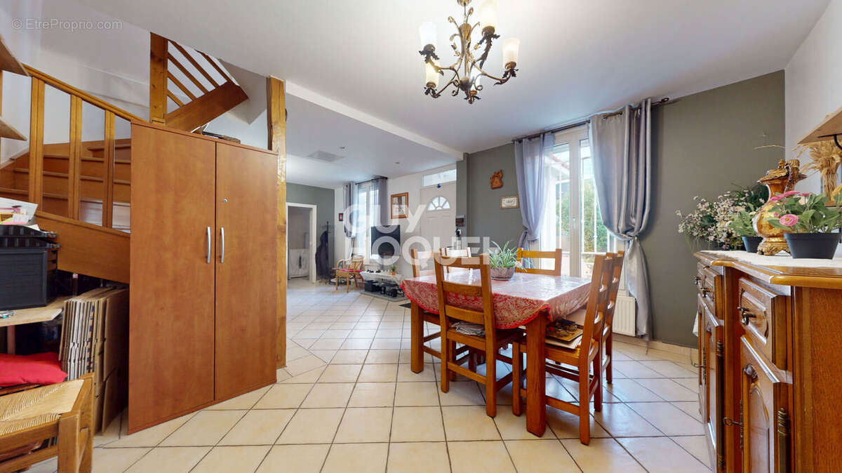 Maison à ERMONT