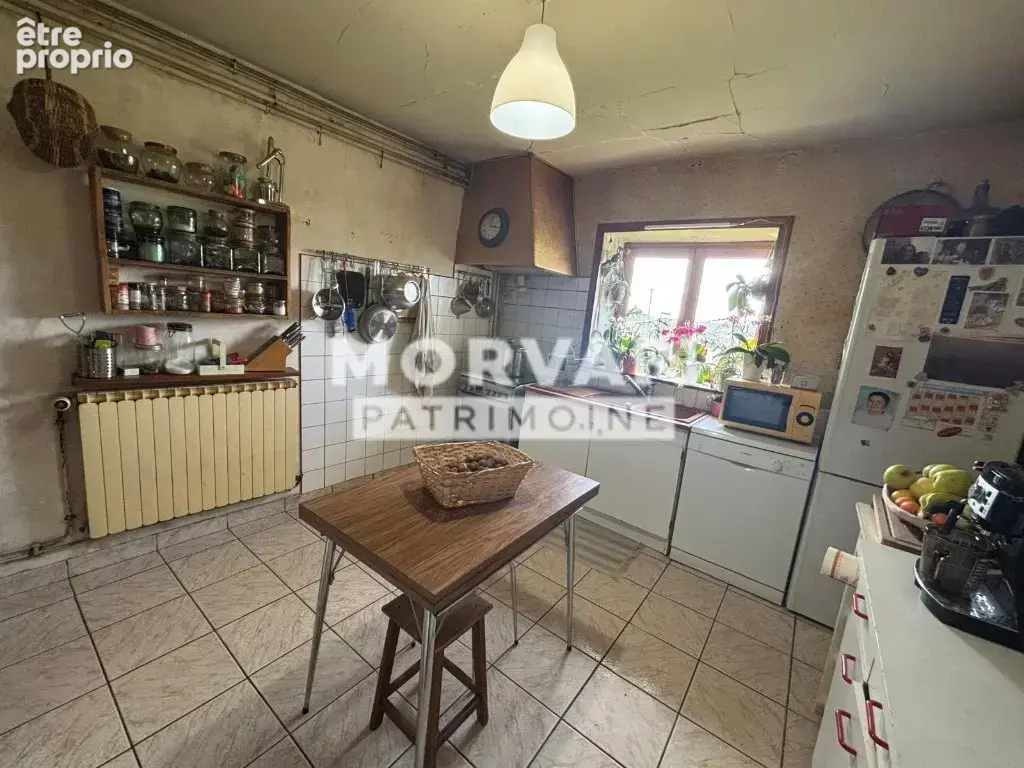 Maison avec dépendances et terrain - photo 7