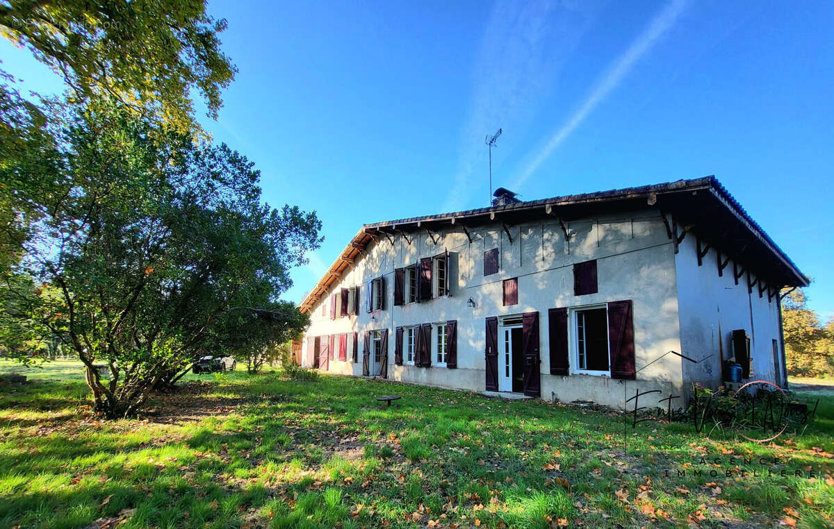 Maison à SAINT-SYMPHORIEN