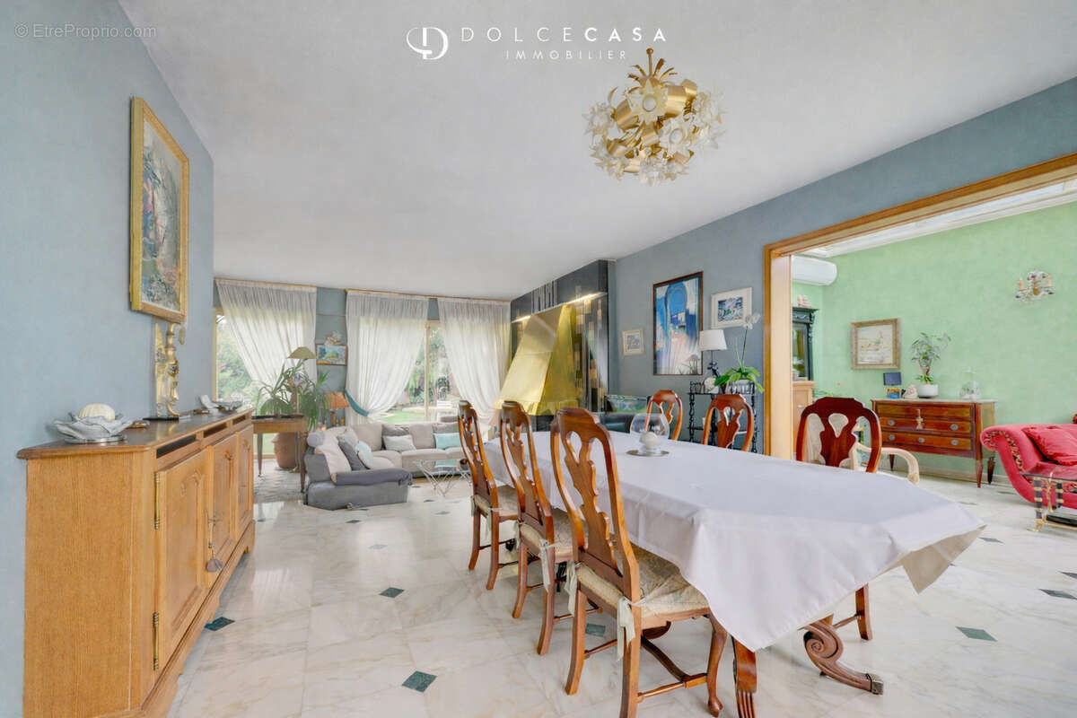 Maison à BRY-SUR-MARNE