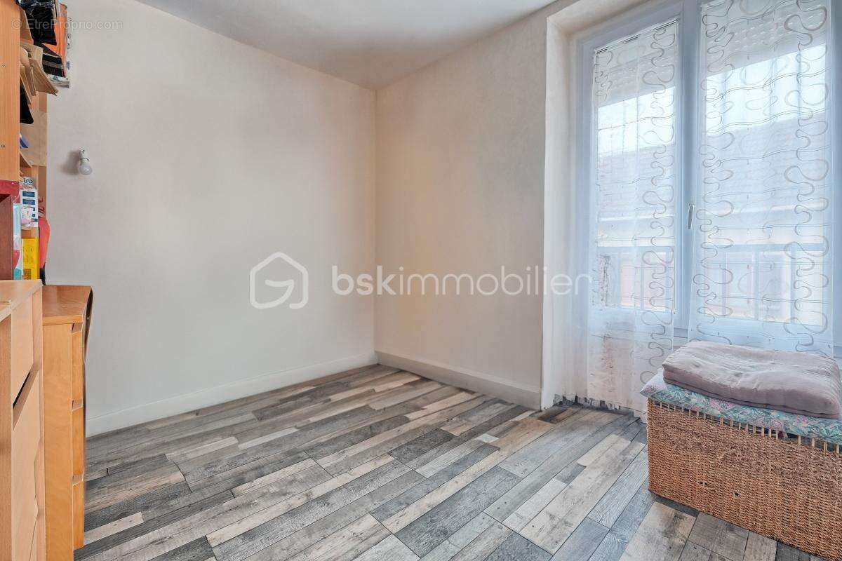 Maison à VILLEVAUDE