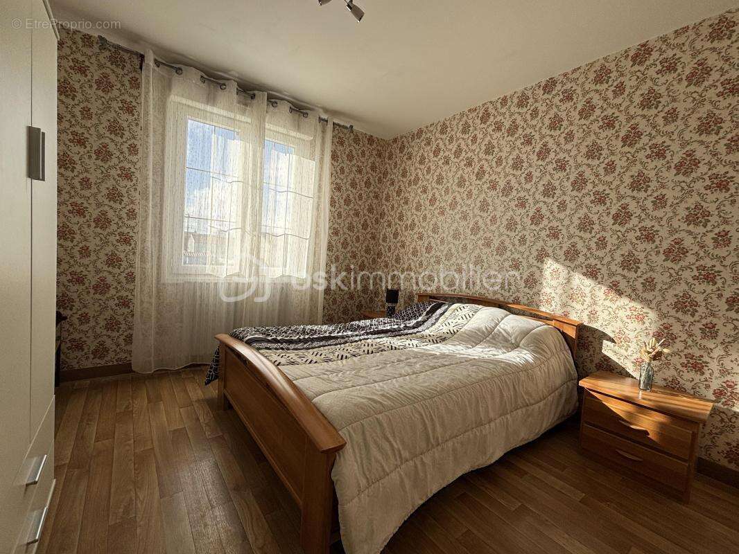 Treize-Septiers – Maison familiale avec beaux volumes et jardin exposé Sud/Ouest - photo 9
