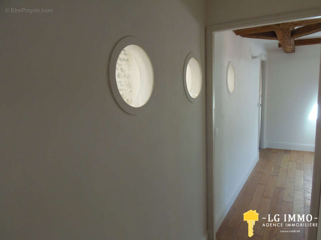 Appartement à MORTAGNE-SUR-GIRONDE