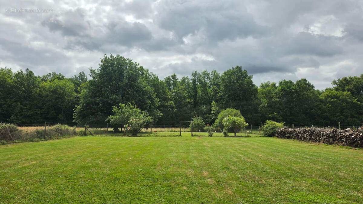 Maison avec dépendance - photo 17