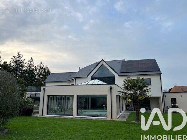 Photo 1 - Maison à SAINT-CONTEST