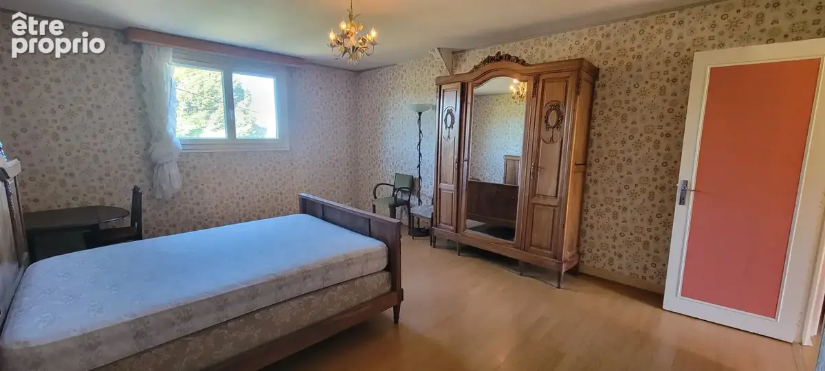 Maison familiale avec beau terrain de 3 788 m2 - photo 17