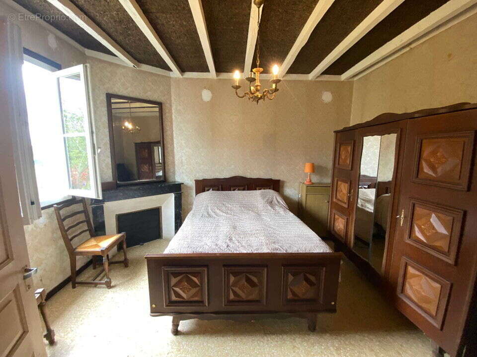 Maison à SAINT-JUSTIN