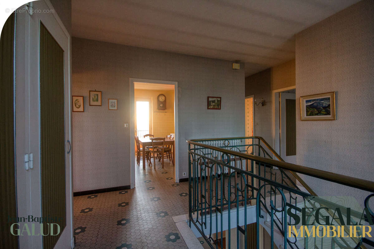 Maison de plain pied avec garage - photo 11
