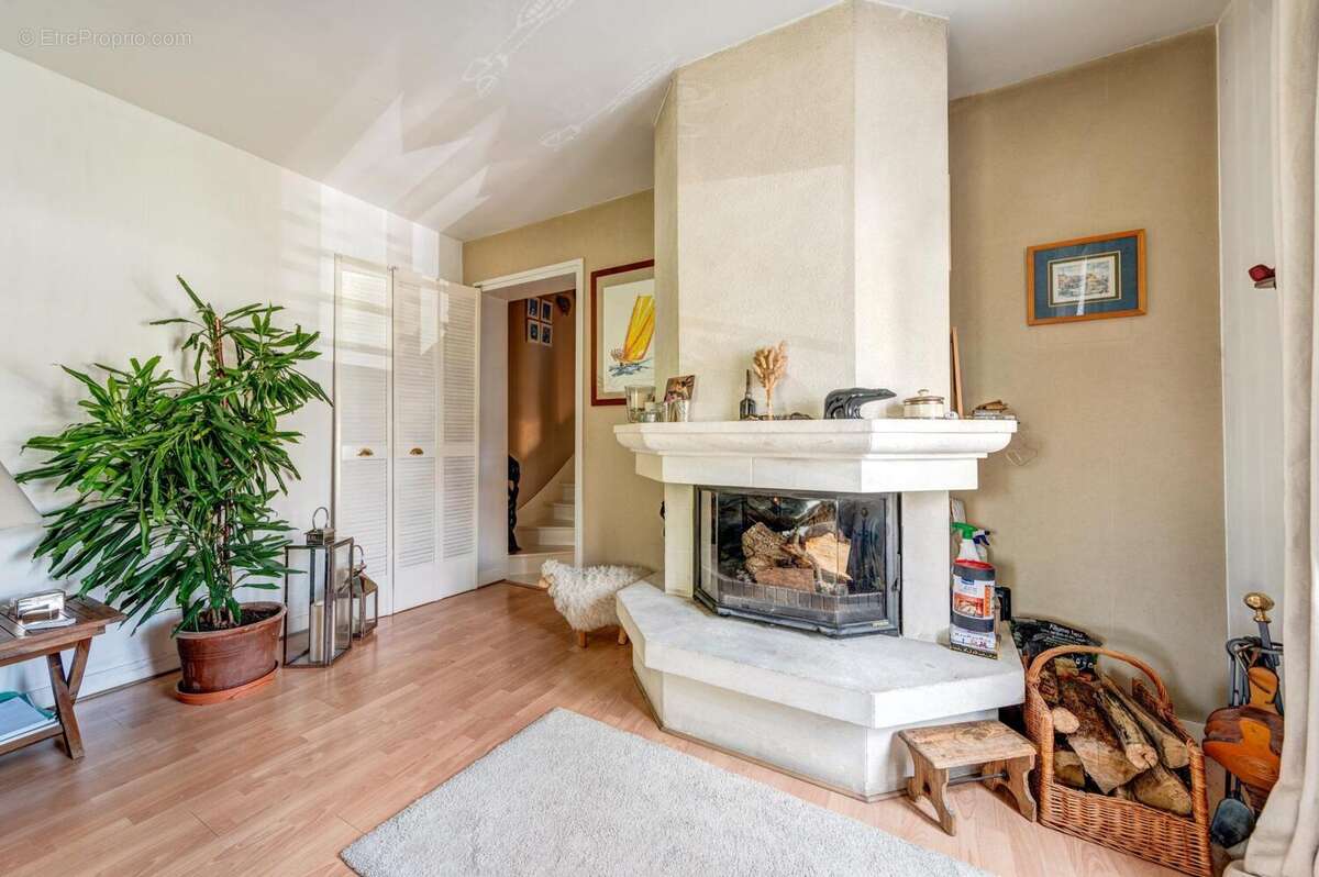 Photo 5 - Maison à HOUILLES