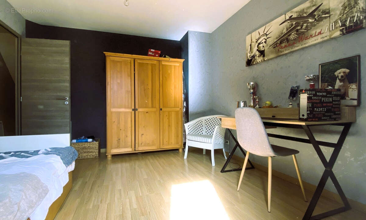 Maison à MORIGNY-CHAMPIGNY