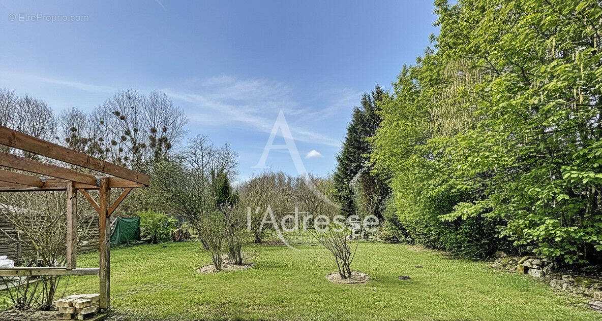 Maison à NANTOUILLET