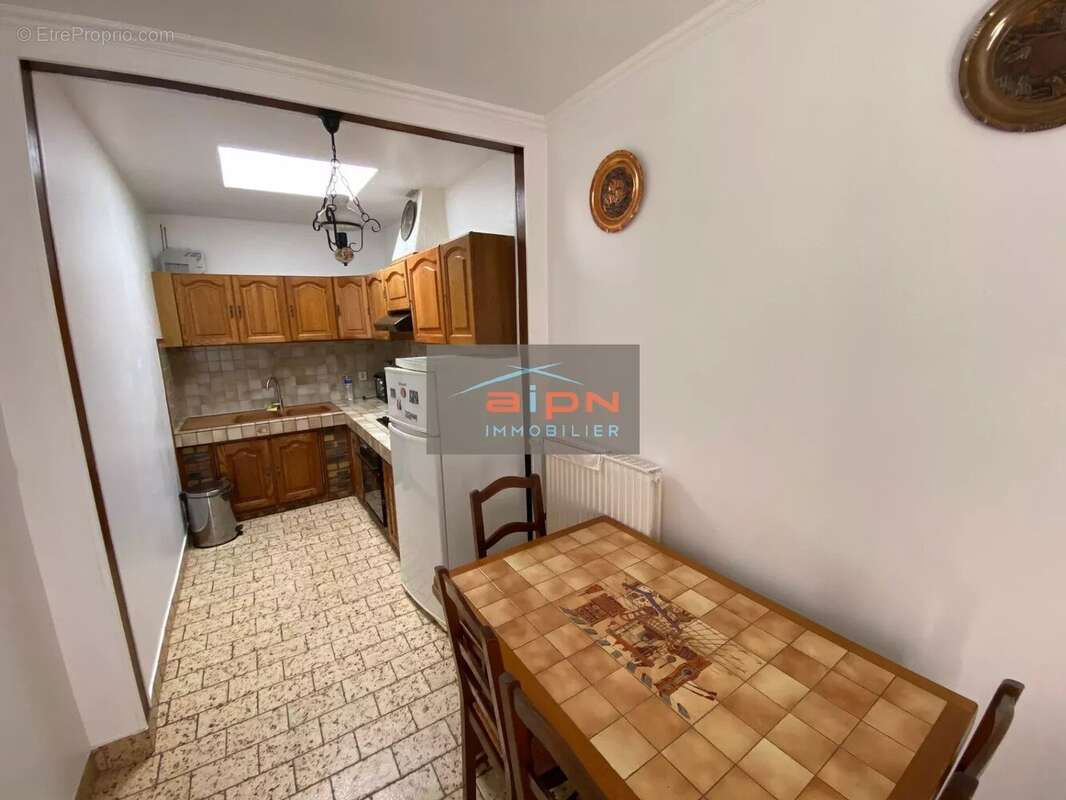 Maison à SAINT-ETIENNE-DU-ROUVRAY