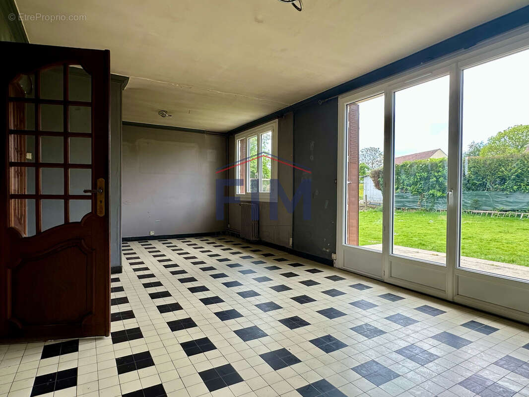 Maison à NEUFCHATEL-EN-BRAY